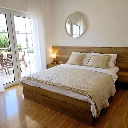 Apartments Tihi III Vodice Exterior photo
