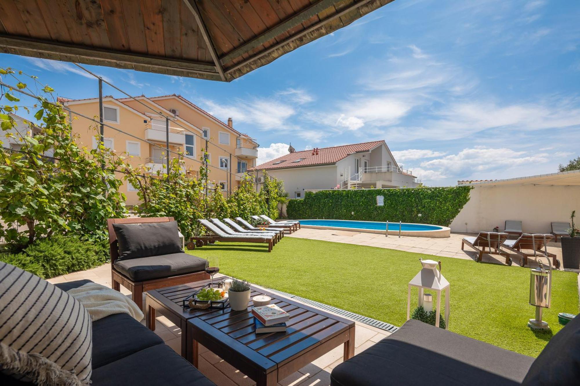 Apartments Tihi III Vodice Exterior photo