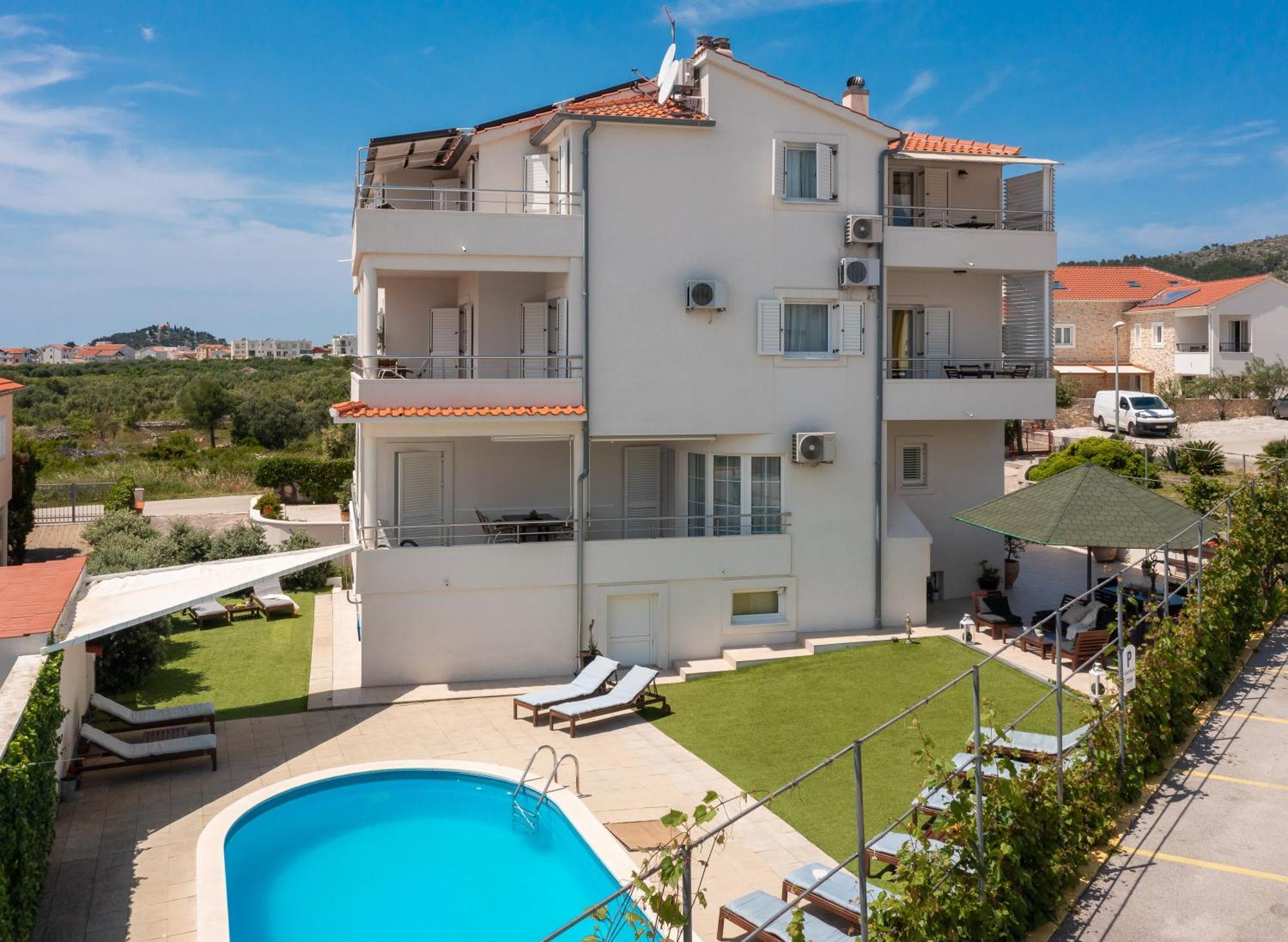 Apartments Tihi III Vodice Exterior photo