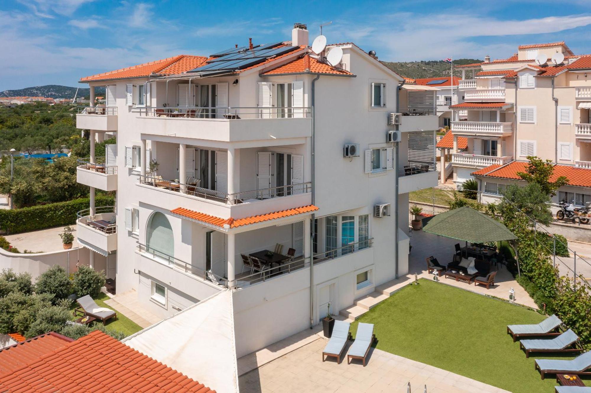 Apartments Tihi III Vodice Exterior photo