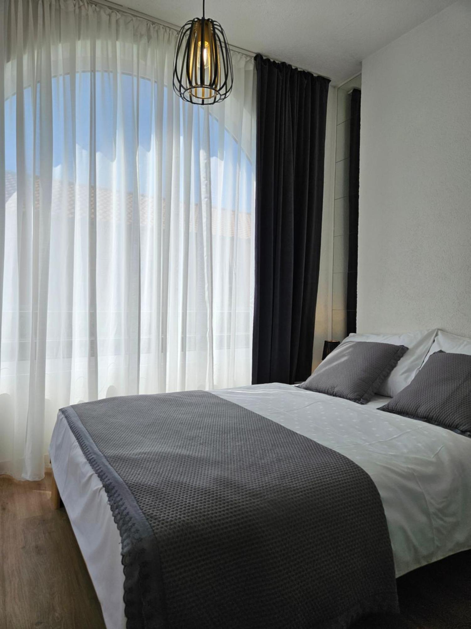Apartments Tihi III Vodice Exterior photo